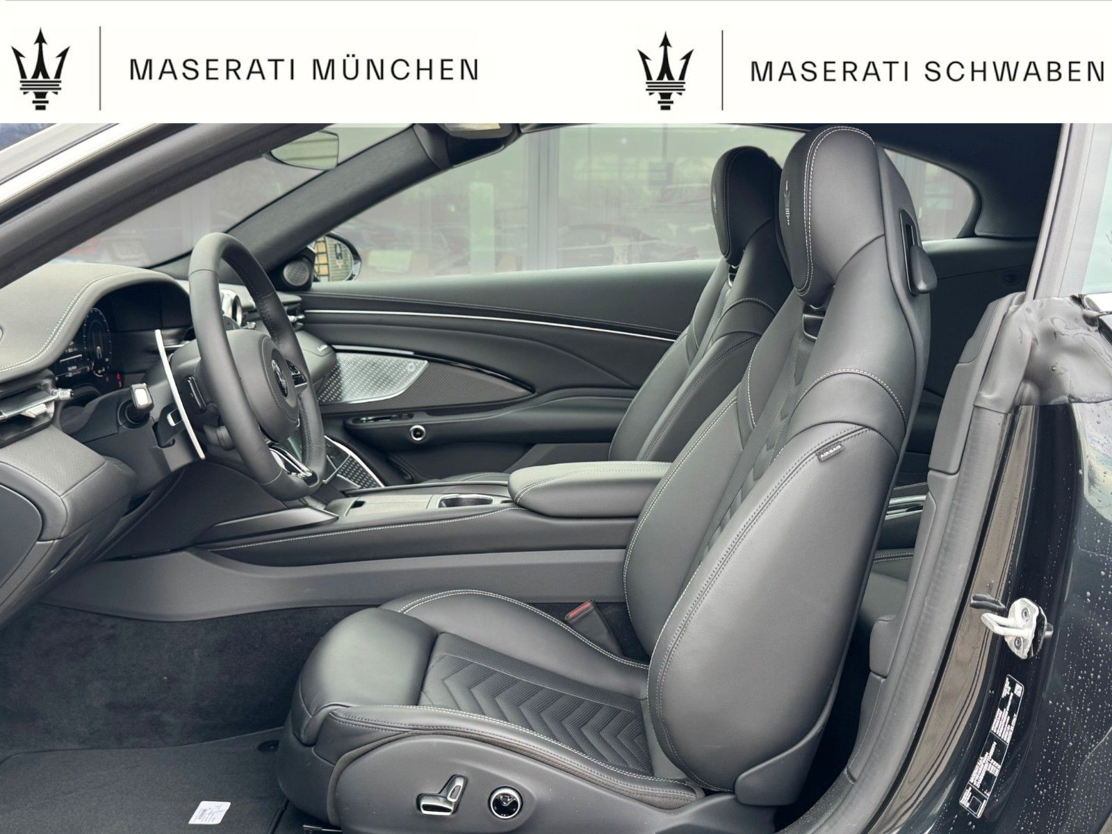 Fahrzeugabbildung Maserati GranCabrio Modena/ Aktionspaket April*
