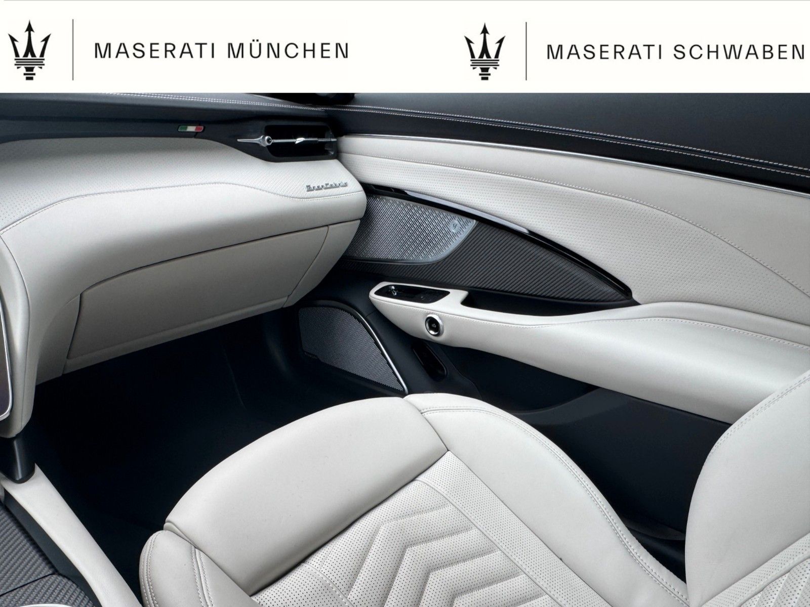 Fahrzeugabbildung Maserati GranCabrio MODENA/MY26/Blu Modena
