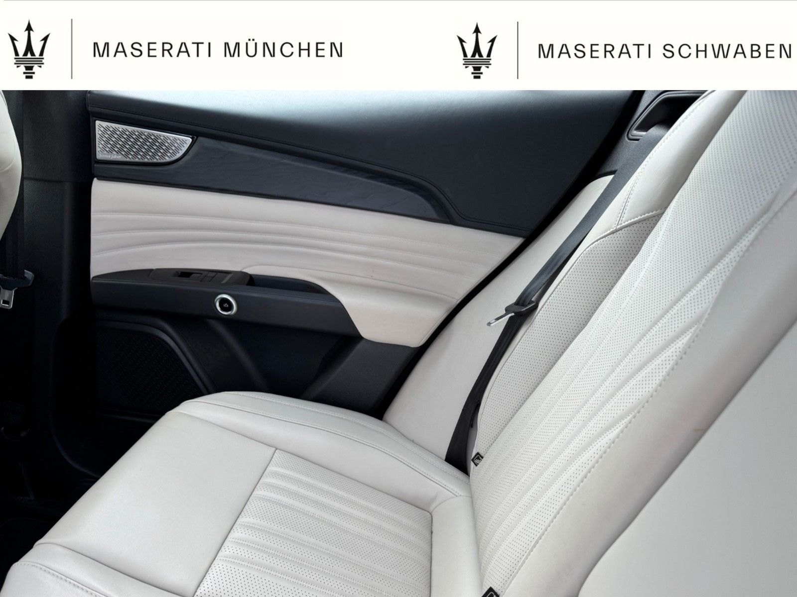 Fahrzeugabbildung Maserati Grecale/ Head-Up/ Panoramadach/ TOP