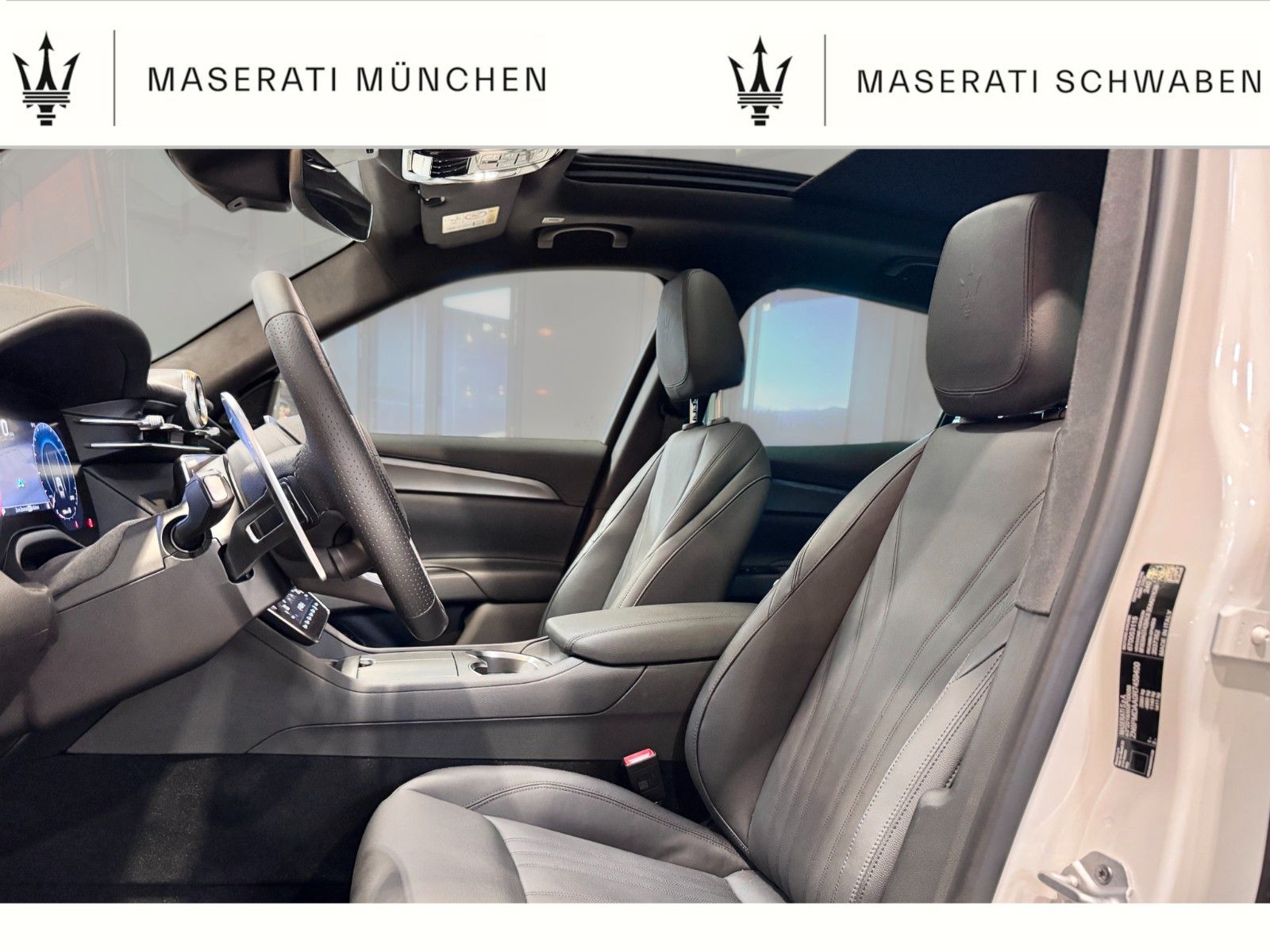 Fahrzeugabbildung Maserati Grecale PANO/Technikpak./ Ganzjahresreifen Alpin