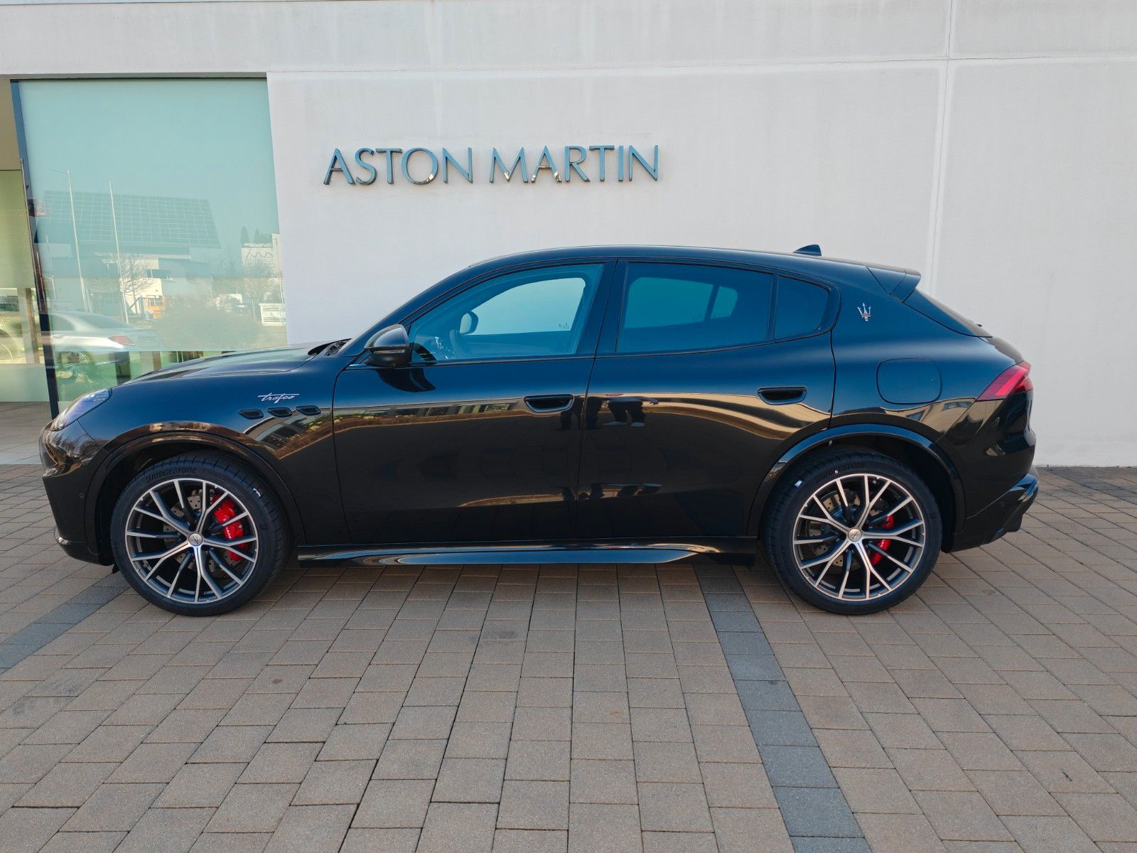 Fahrzeugabbildung Maserati Grecale 3.0 V6 Trofeo/ TOP-Ausstattung