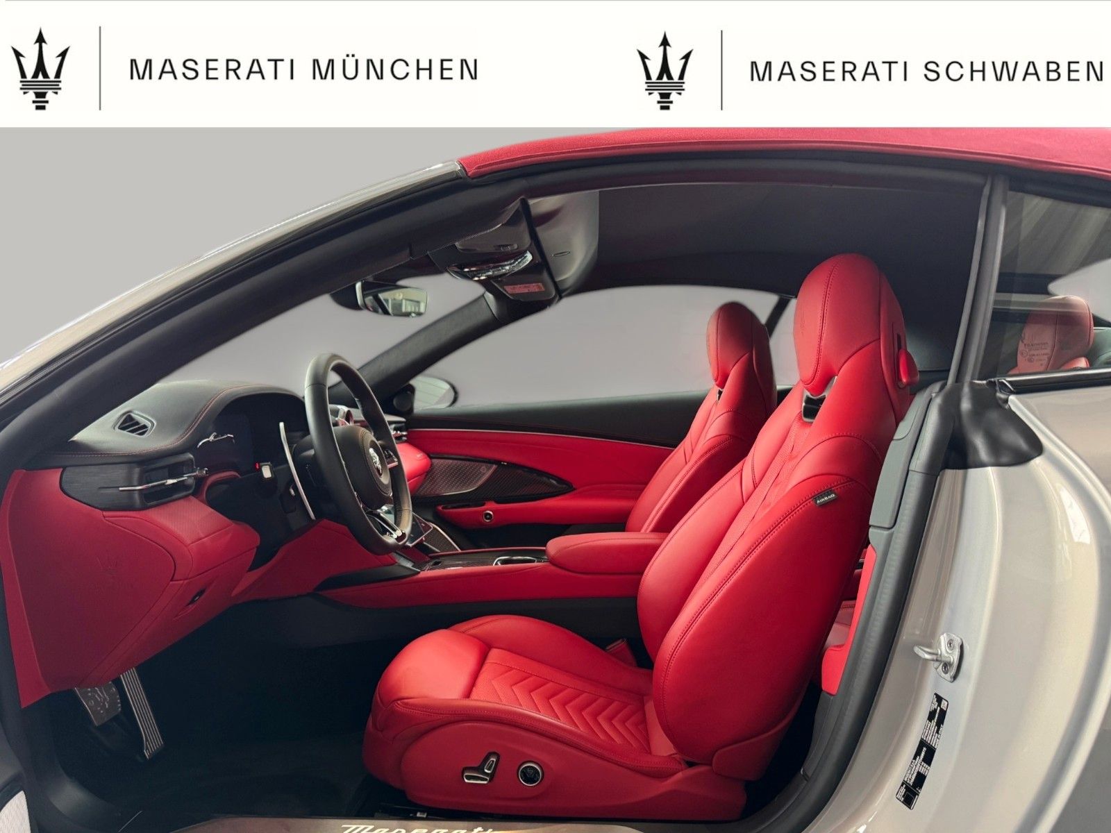 Fahrzeugabbildung Maserati GranCabrio Modena/ MY26/ Wartung inkl/ Kofferset