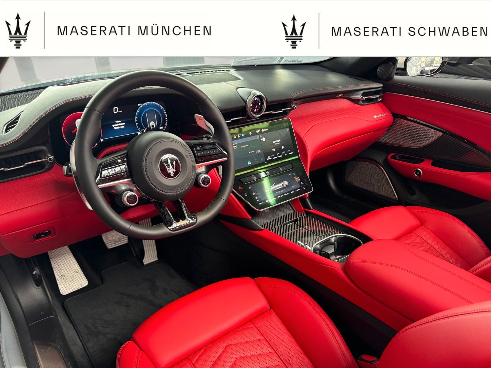 Fahrzeugabbildung Maserati GranCabrio Modena/ MY26/ Wartung inkl/ Kofferset