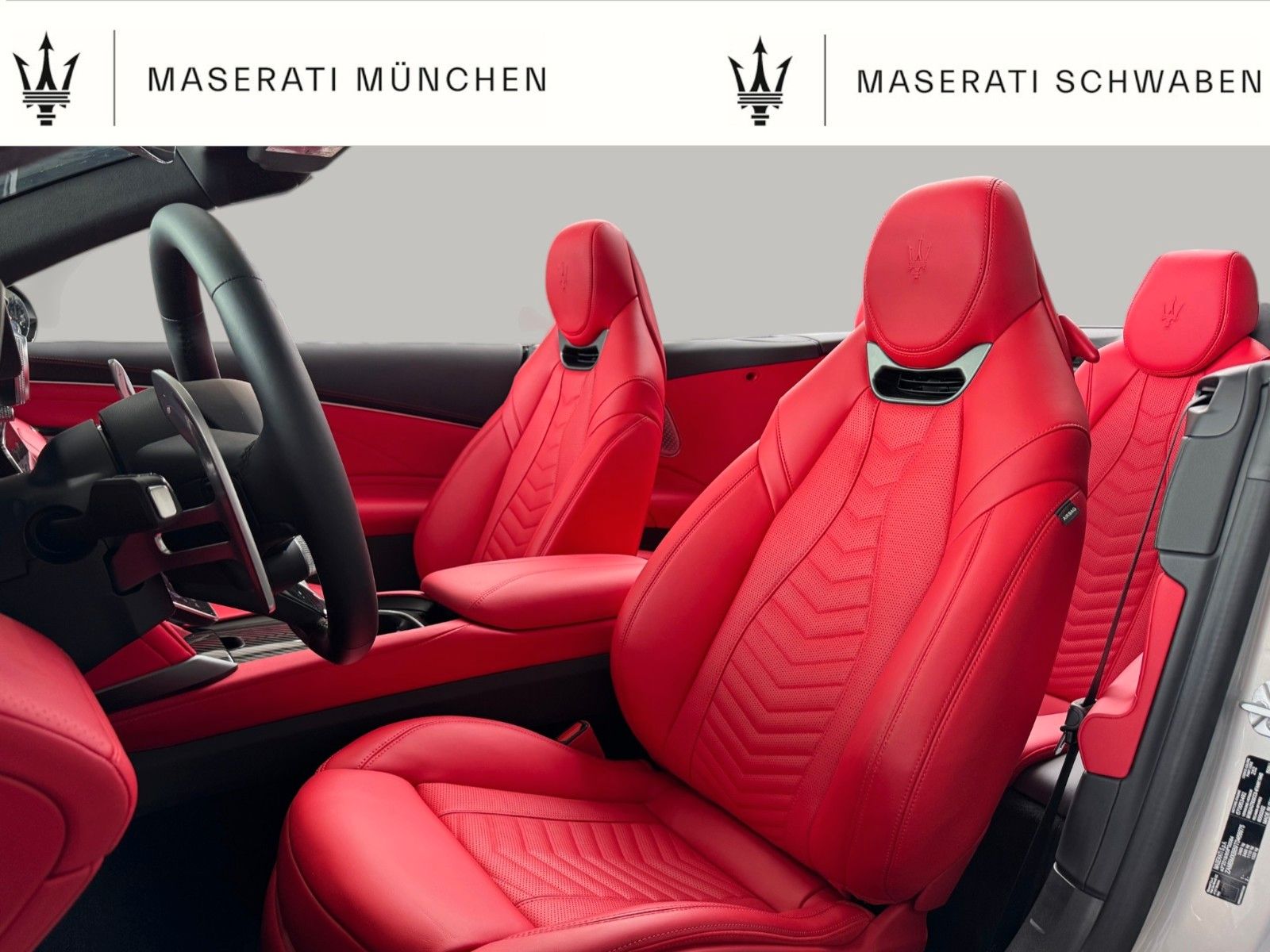 Fahrzeugabbildung Maserati GranCabrio Modena/ MY26/ Wartung inkl/ Kofferset