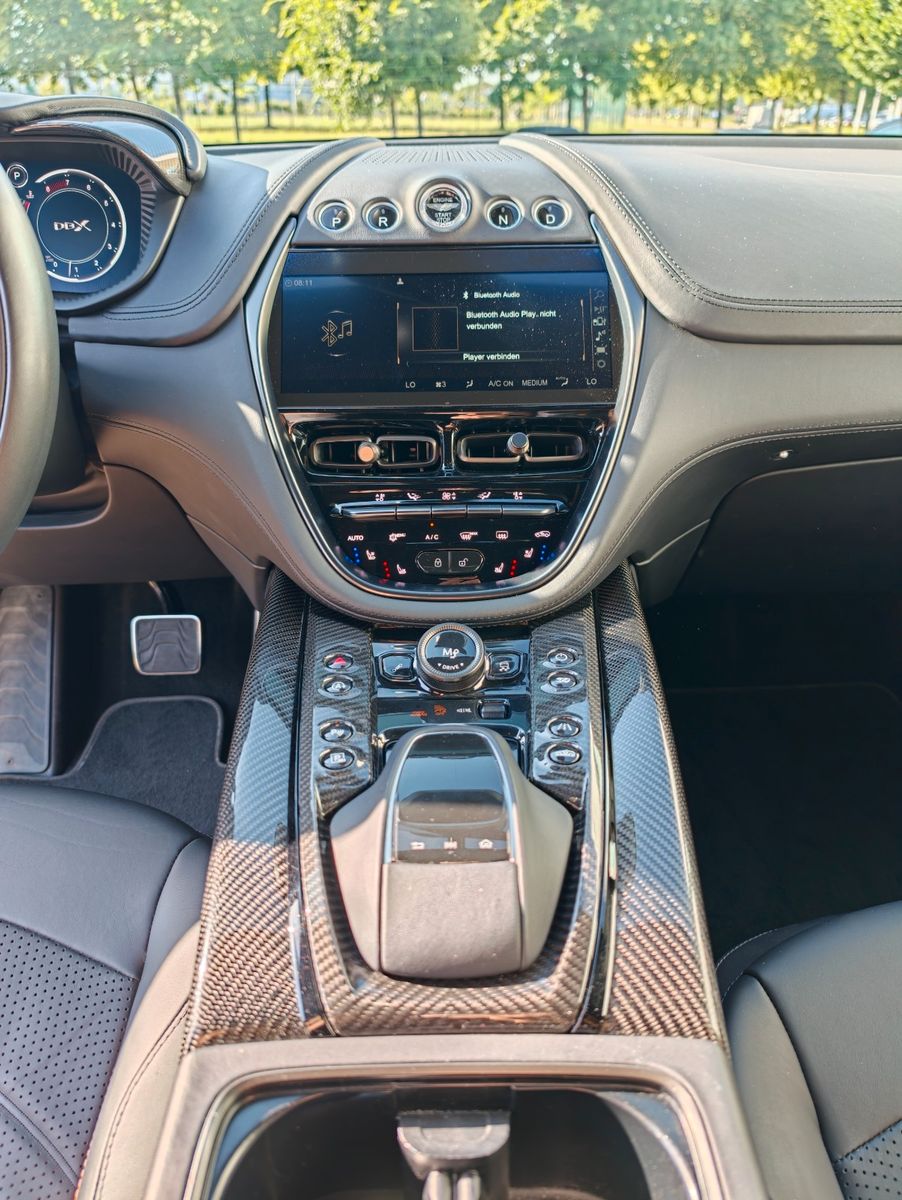 Fahrzeugabbildung Aston Martin DBX 4.0 V8 DBX707