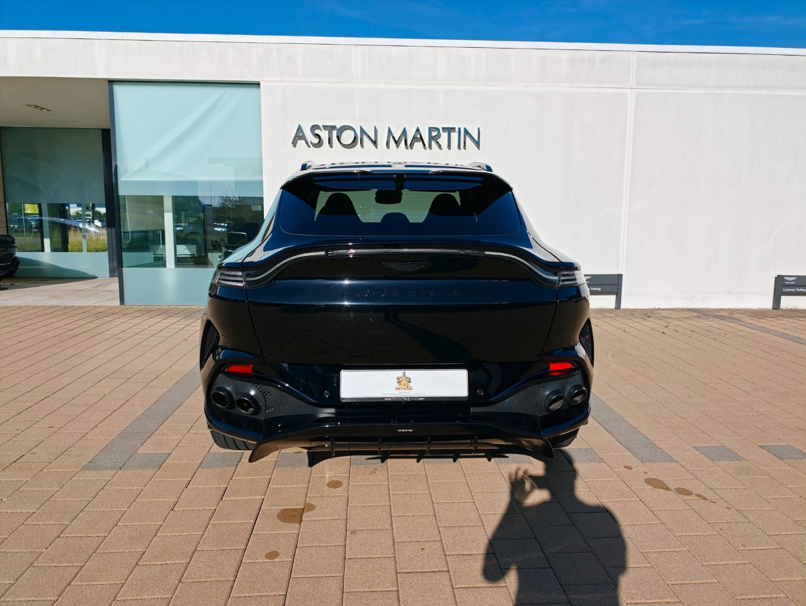 Fahrzeugabbildung Aston Martin DBX 4.0 V8 DBX707