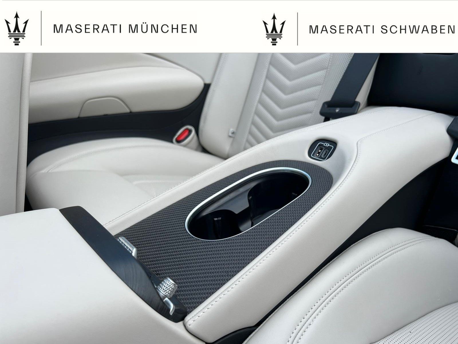 Fahrzeugabbildung Maserati GranCabrio Trofeo/ Sport-AGA/Wartungspaket