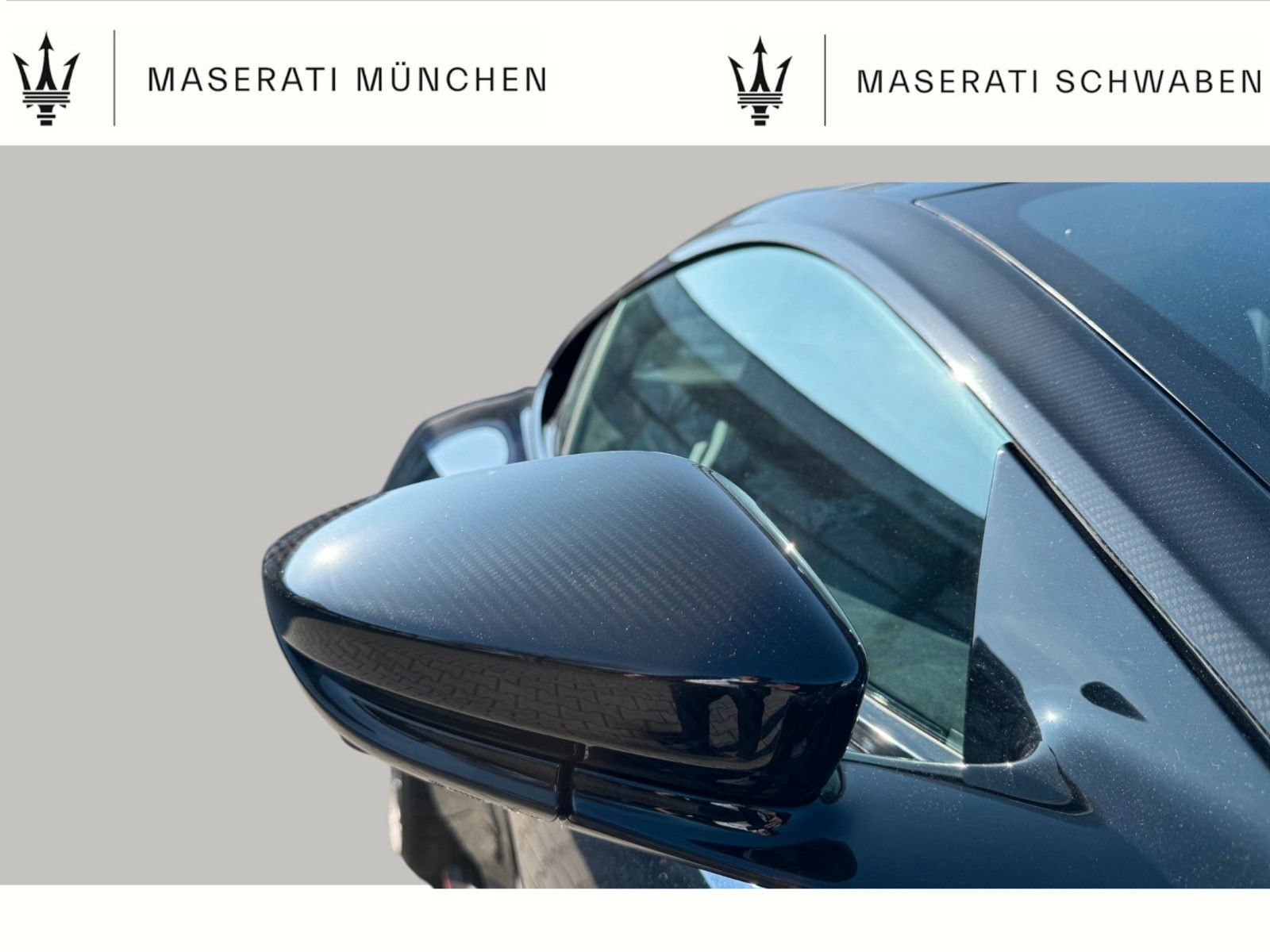 Fahrzeugabbildung Aston Martin DBS ULTIMATE - Limited Edition - 770 PS V12