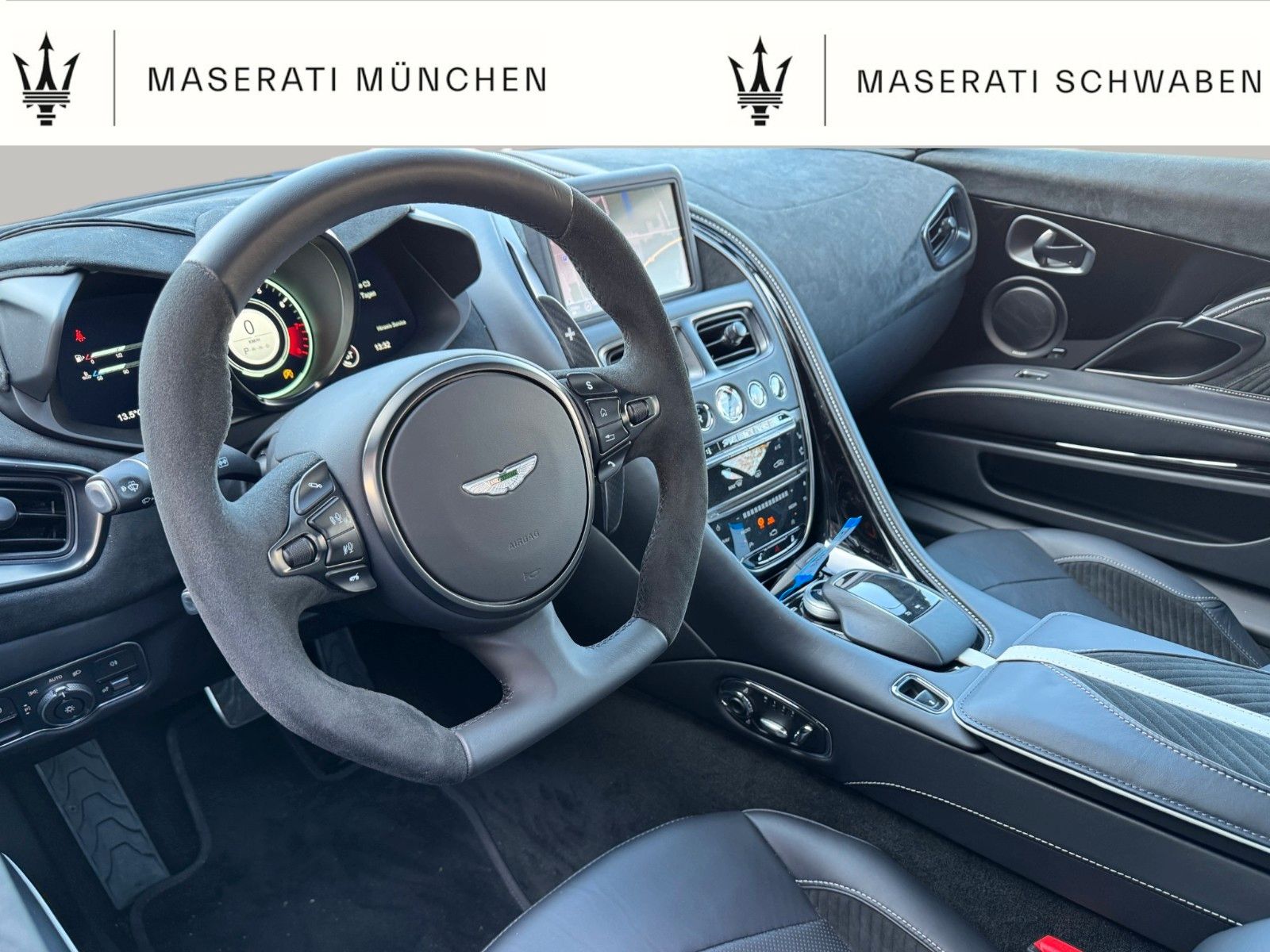 Fahrzeugabbildung Aston Martin DBS ULTIMATE - Limited Edition - 770 PS V12