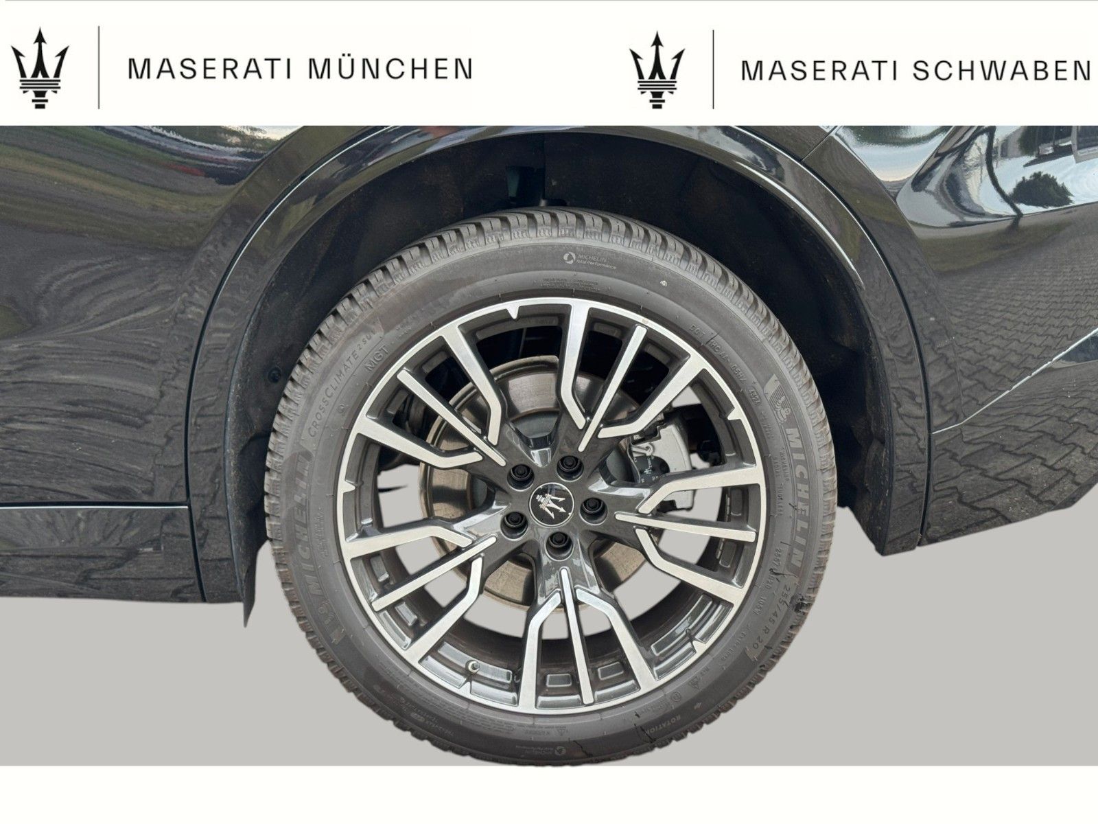 Fahrzeugabbildung Maserati Grecale/MY25/Pano/ WARTUNGSPAKET/48M Garantie